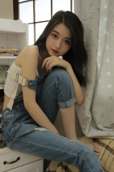 布衣知县梵如花